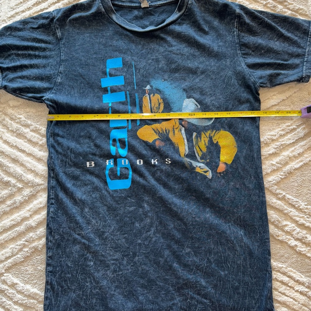 Acid Washed Garth Brooks Graphic Tee - Picture 3 of 4